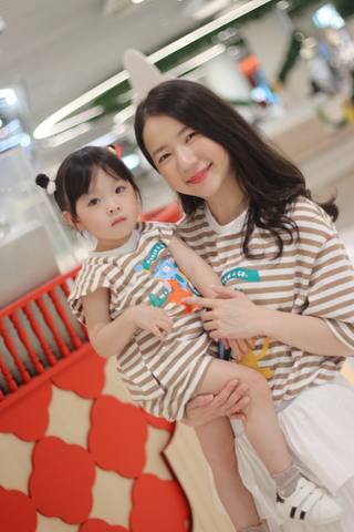 แม่แอน&น้องเอริน